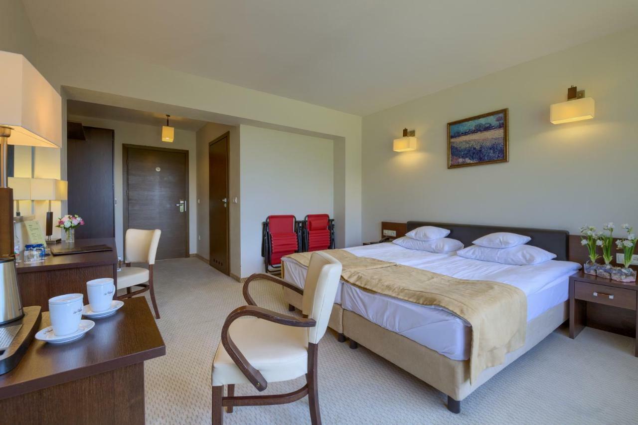 4 Pory Roku & Hotel Krynica-Zdrój